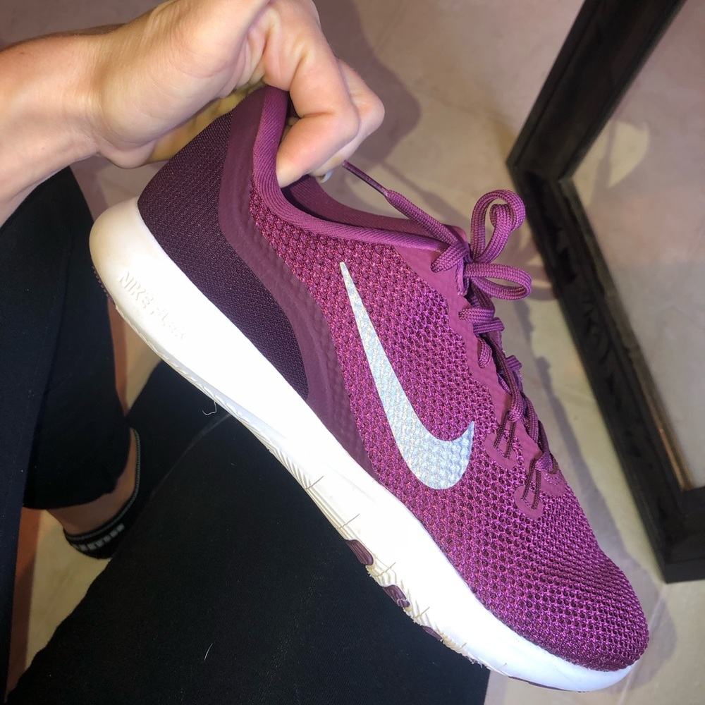 Sold ❌ Nike flex trainer 7 women’s tea berry